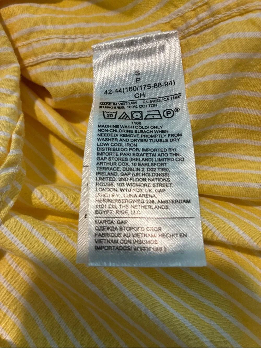 GAP Yellow and White Striped Short-Sleeve Button-Down Shirt